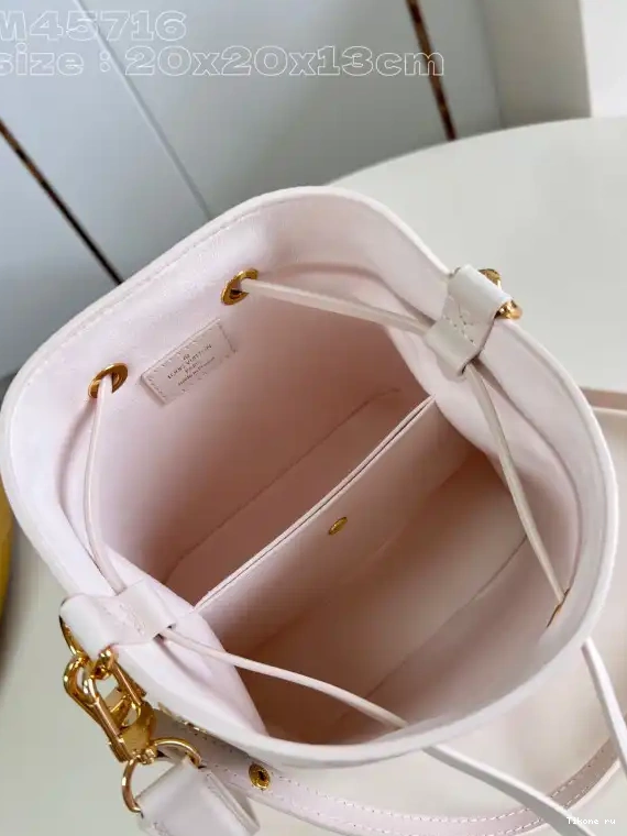 Cheap LOUIS VUITTON NÉONOÉ BB-20*20*13cm 0520